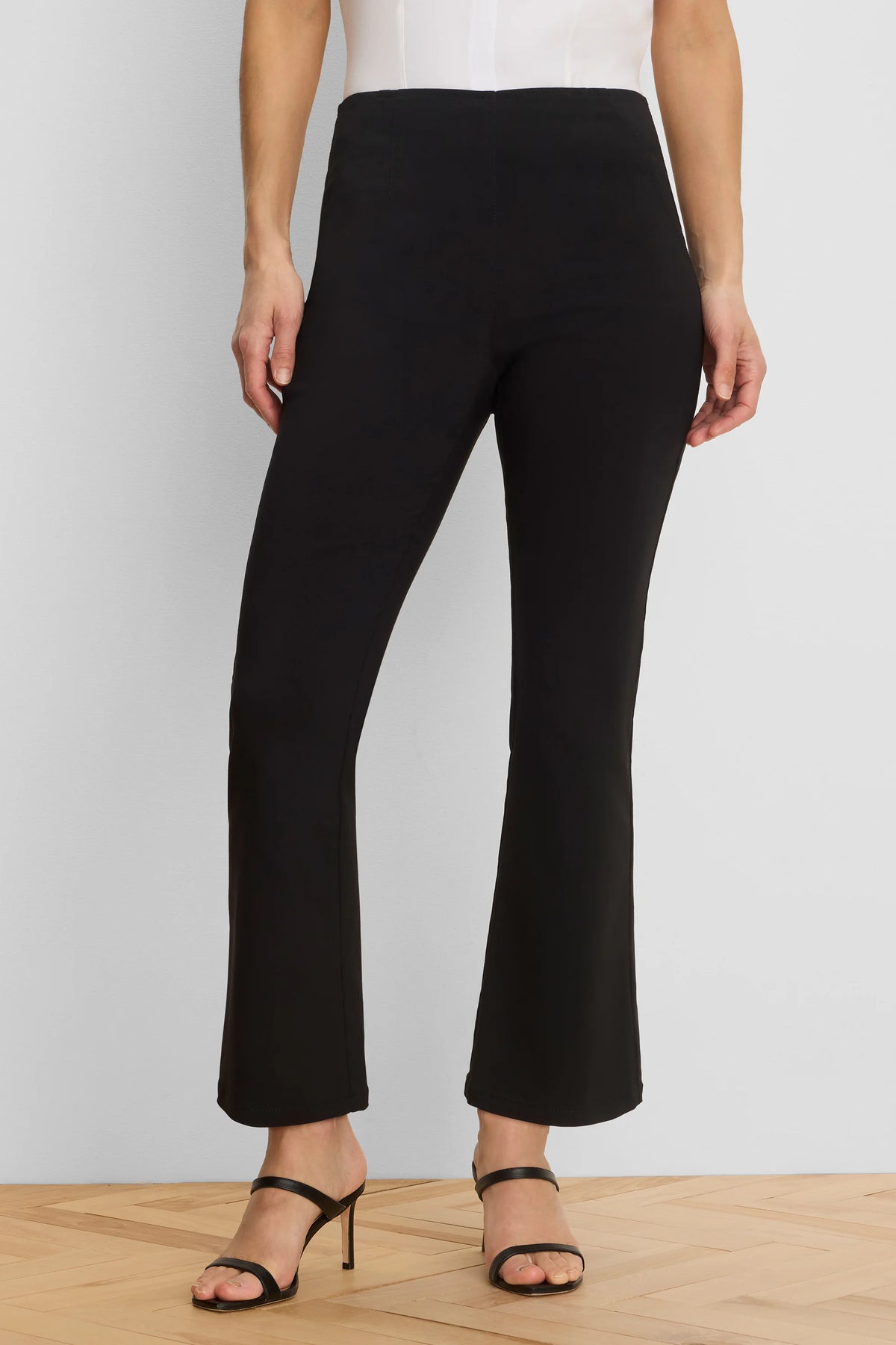 28" Berkeley Boot Wonderstretch Pant in Blx