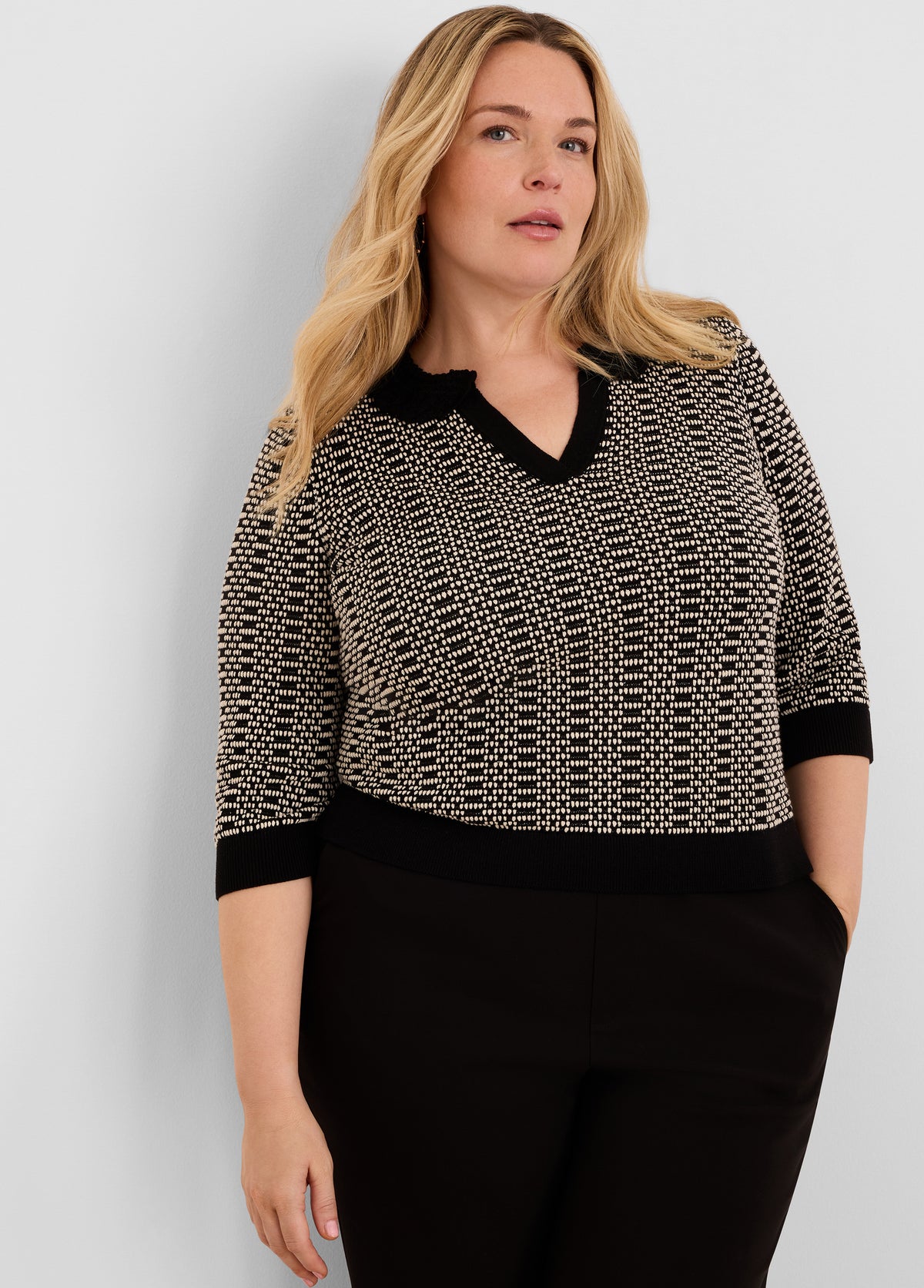 Product photo showing item details and features