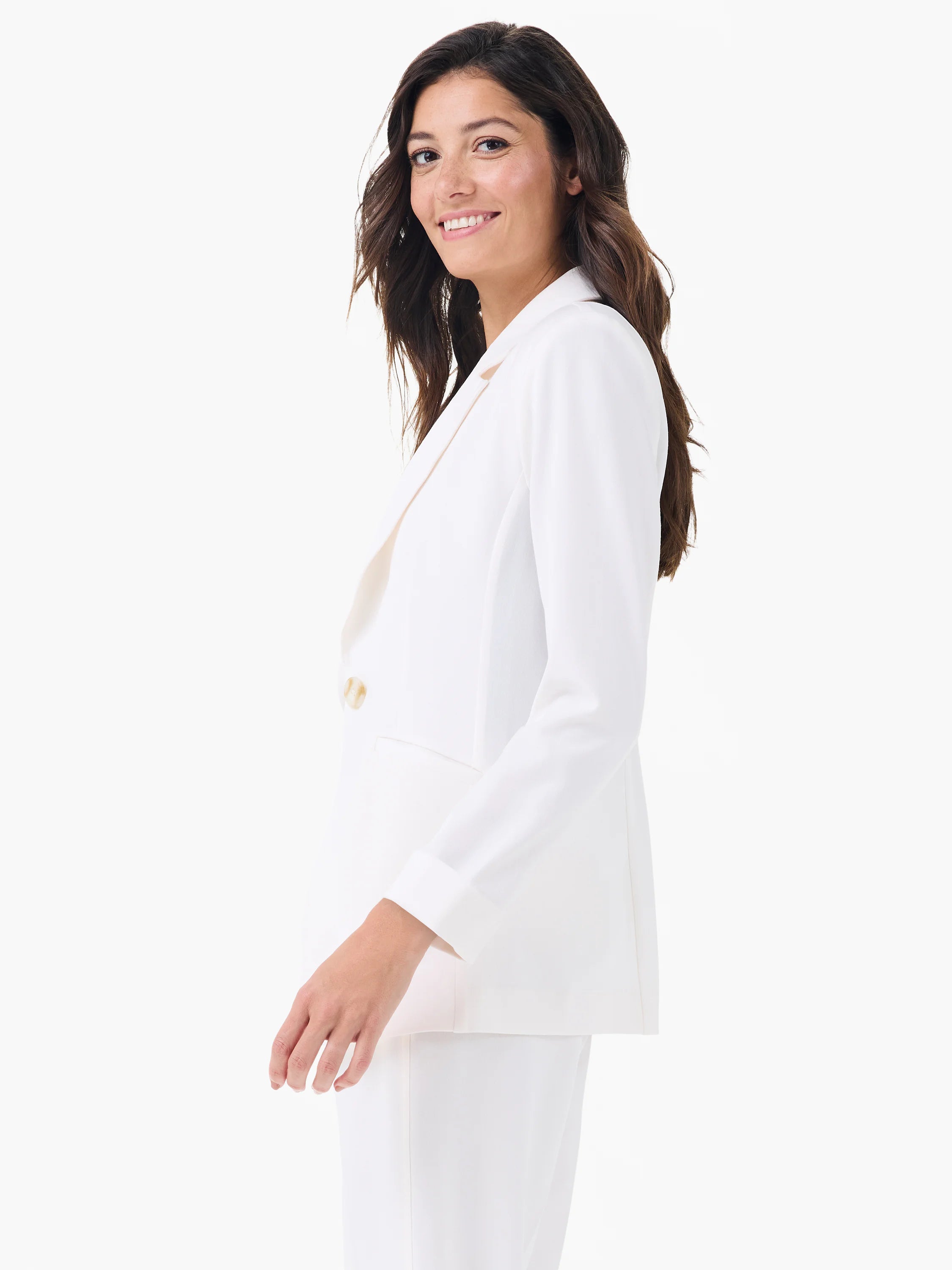 White single-breasted blazer with notched lapels, one gold button, and cuffed sleeves.