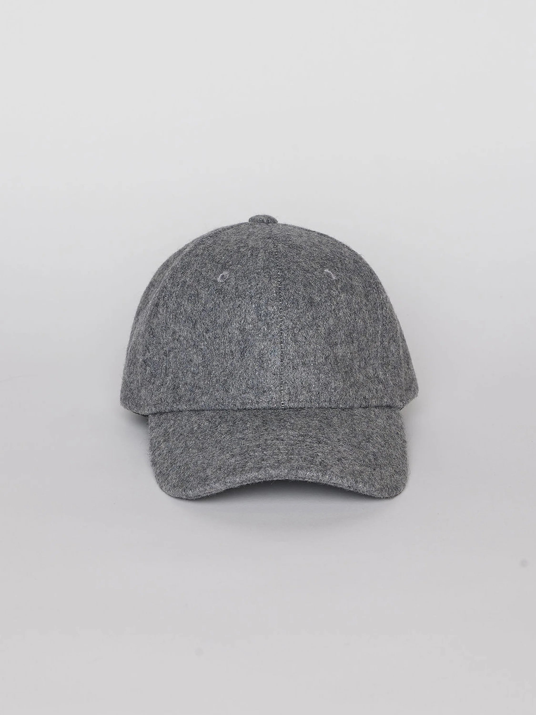 Here's some alt text that should work:
Gray solid Shetland wool cap; baseball style.