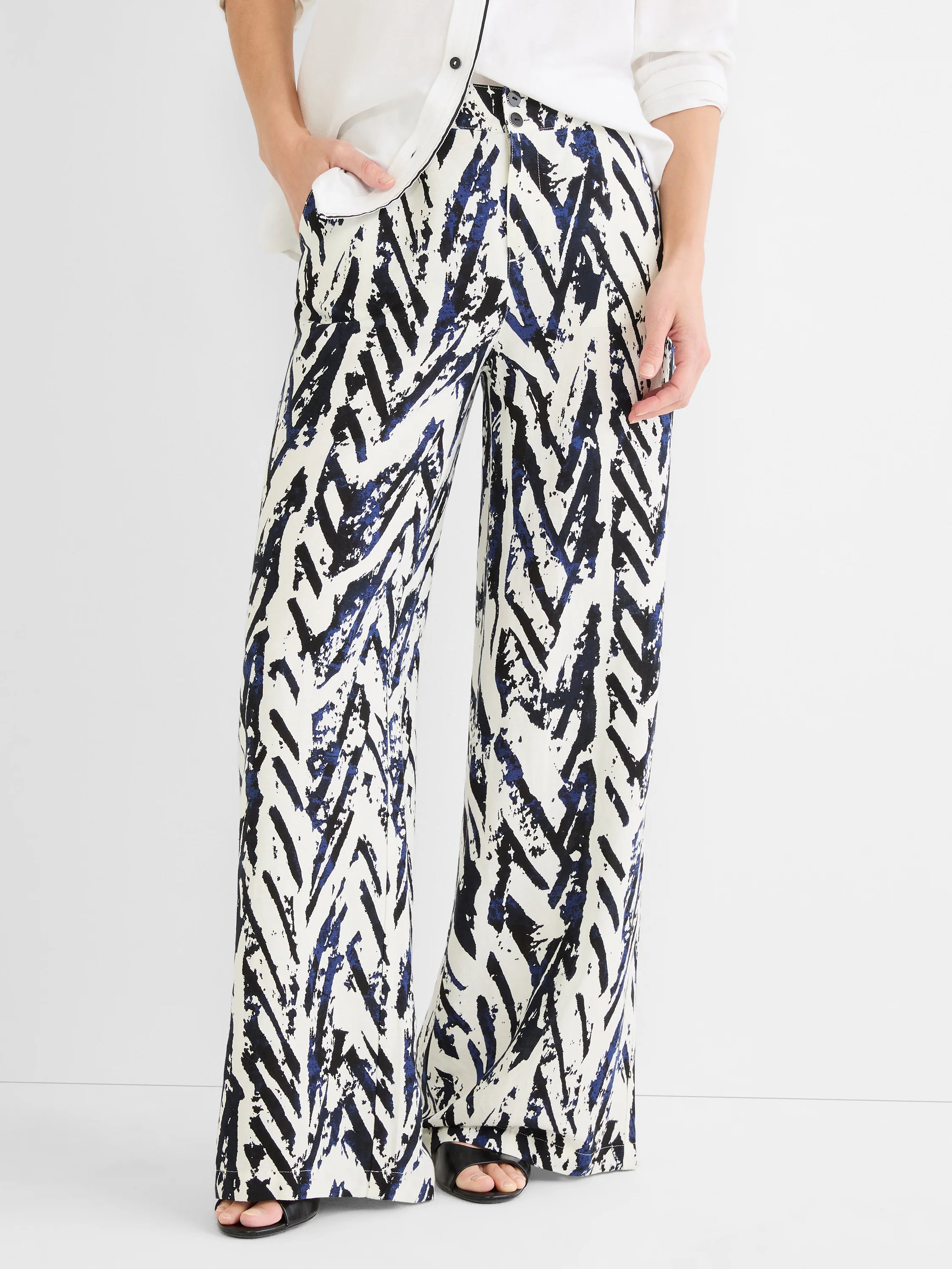 31" Indigo Crosshatch Linen Wide Leg Pant in Imi