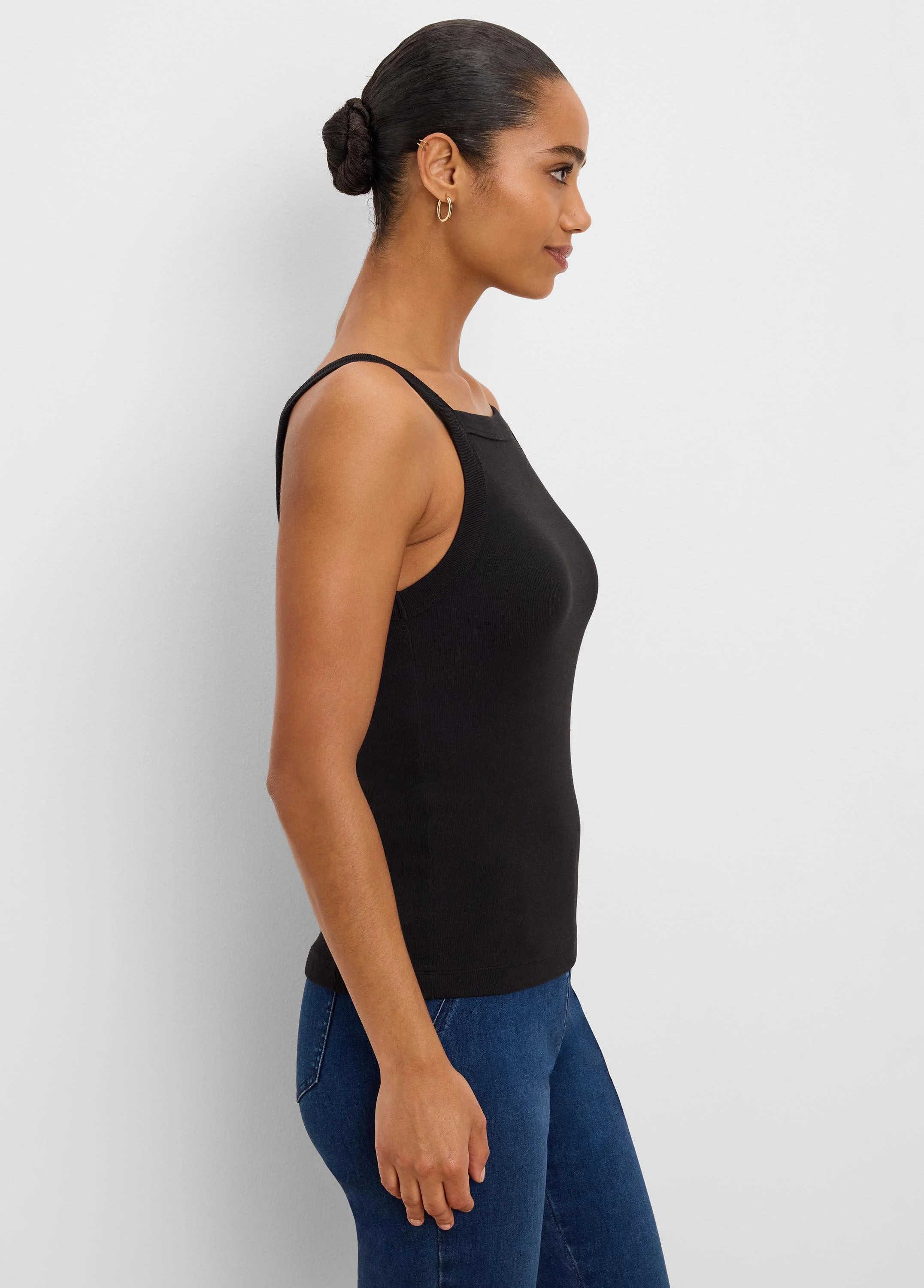 Black, ribbed square neck tank top. Fitted.