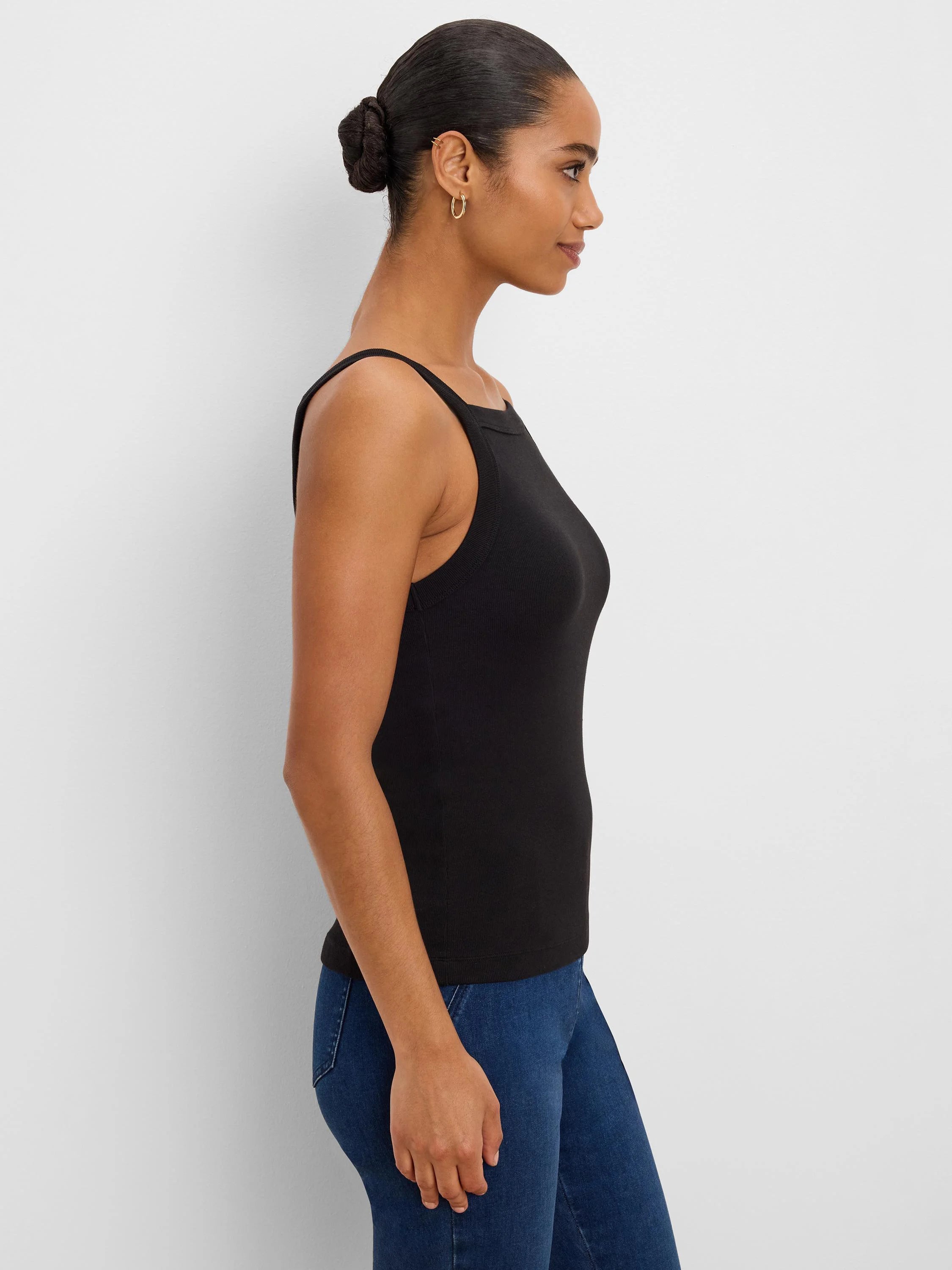Black, ribbed square neck tank top. Fitted.