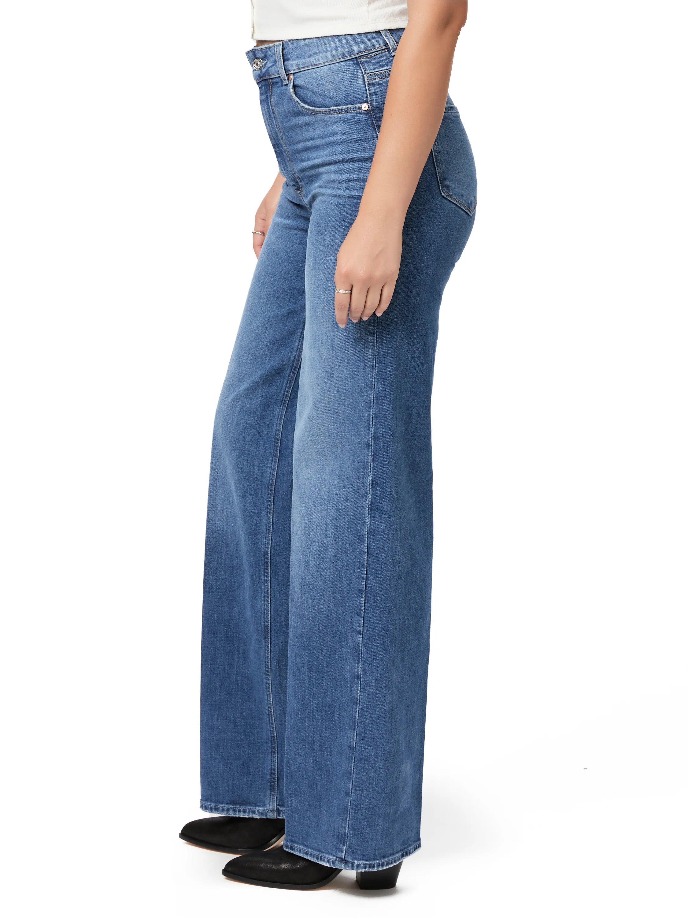 Paige Sasha jeans: Medium-wash blue, high-waisted, wide-leg.