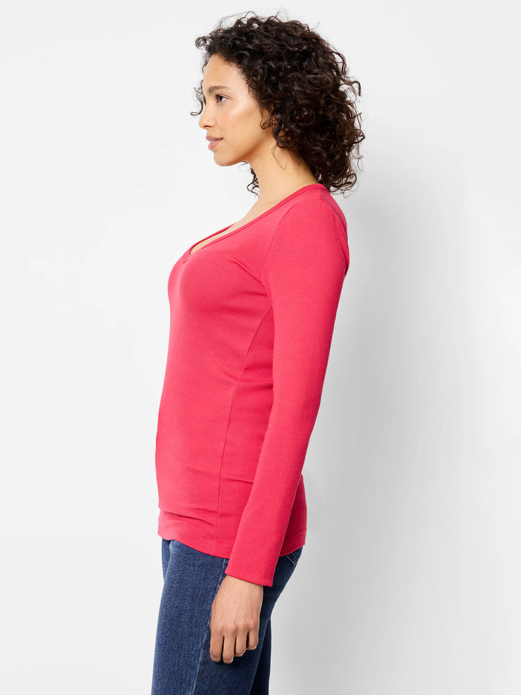 Fuchsia ribbed V-neck long-sleeve tee, slim fit.