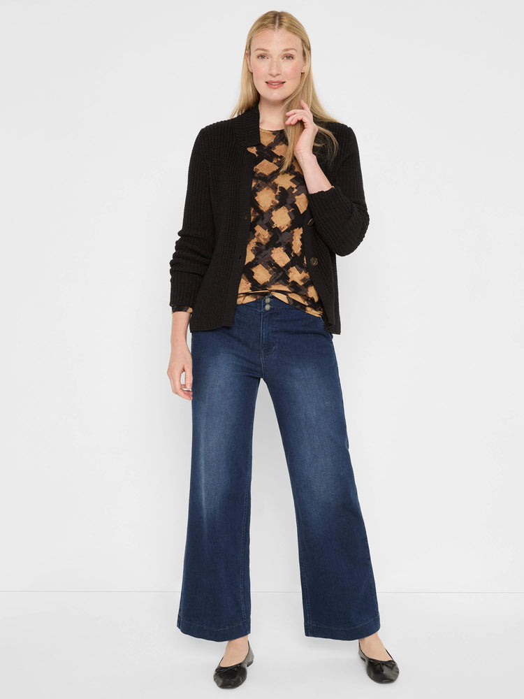 Black shaker knit cardy jacket with a ribbed texture. It has an open front and two visible buttons.