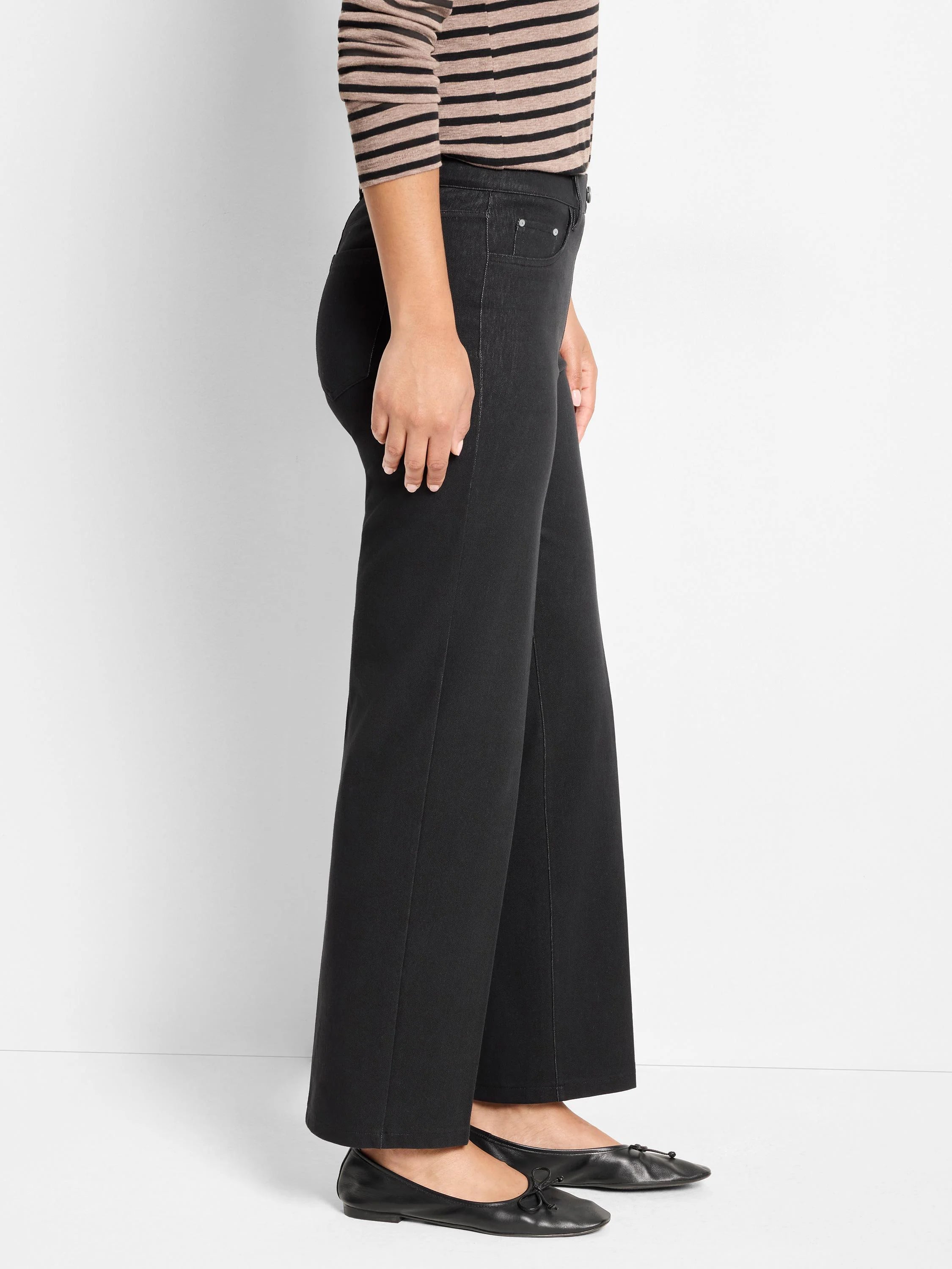 NIC+ZOE 28" Recess Straight Knit Ankle Pull On Jeans product