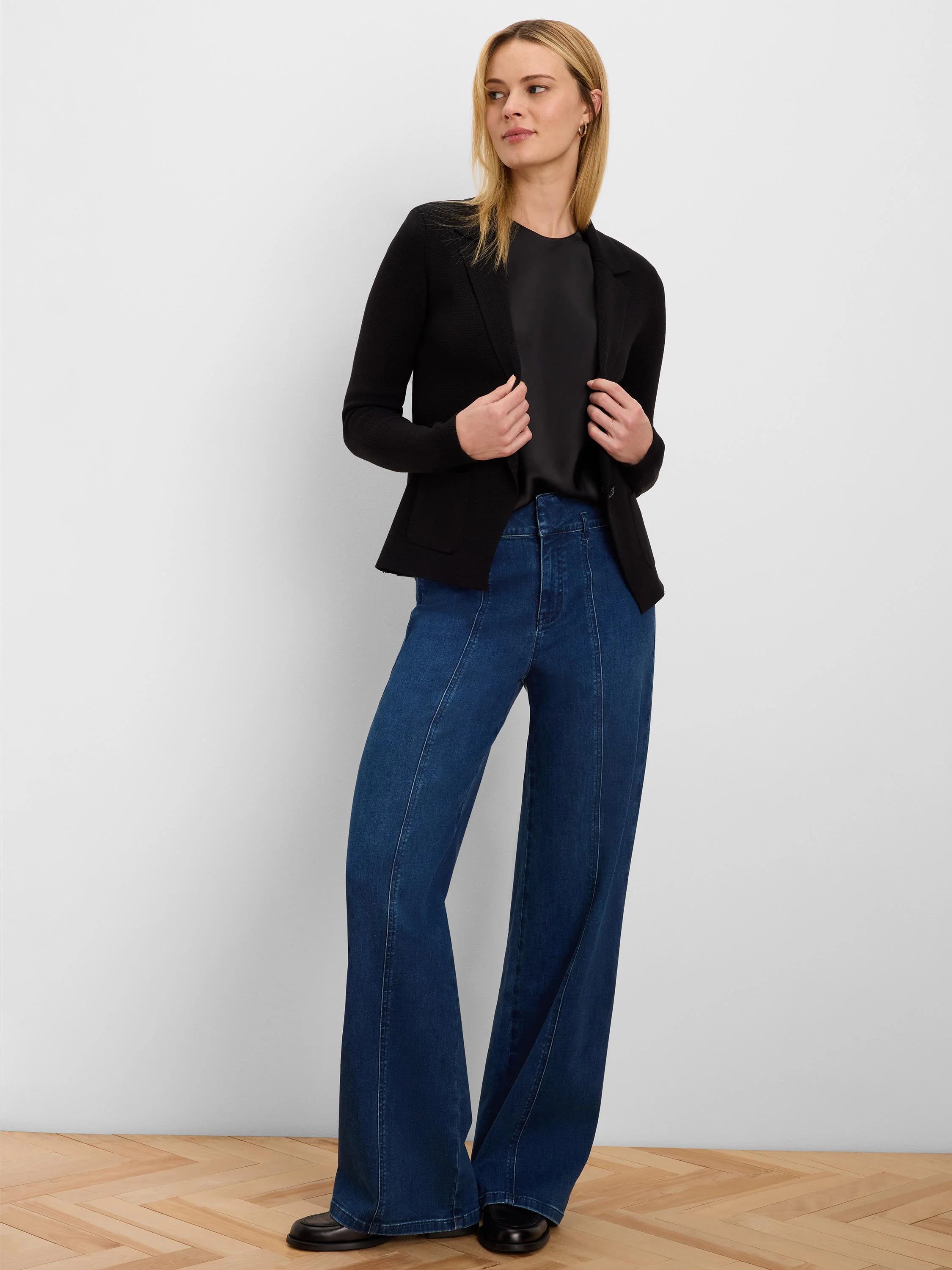 Elegant Knit Tailored Blazer in Blx