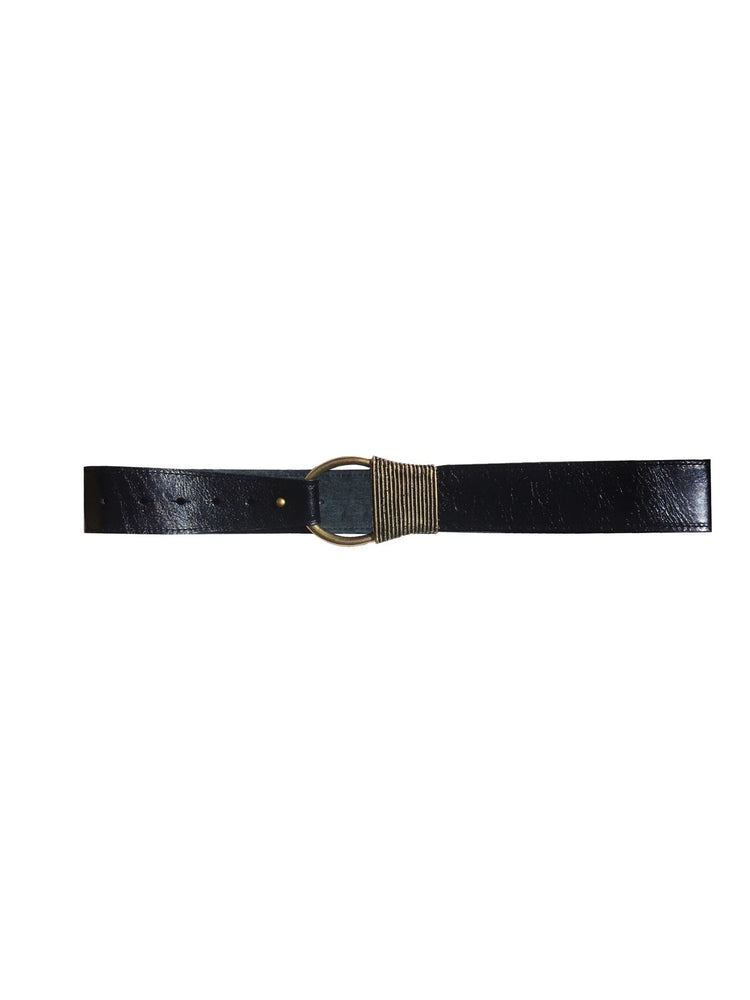 Black leather belt with an antique brass O-ring buckle. One side of the buckle is wrapped with parallel, rope-like strands.