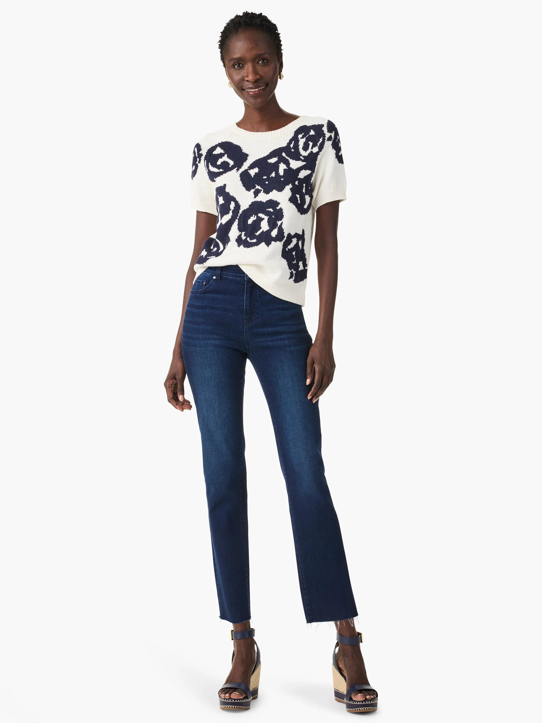 Rose Bloom Sweater in Cem