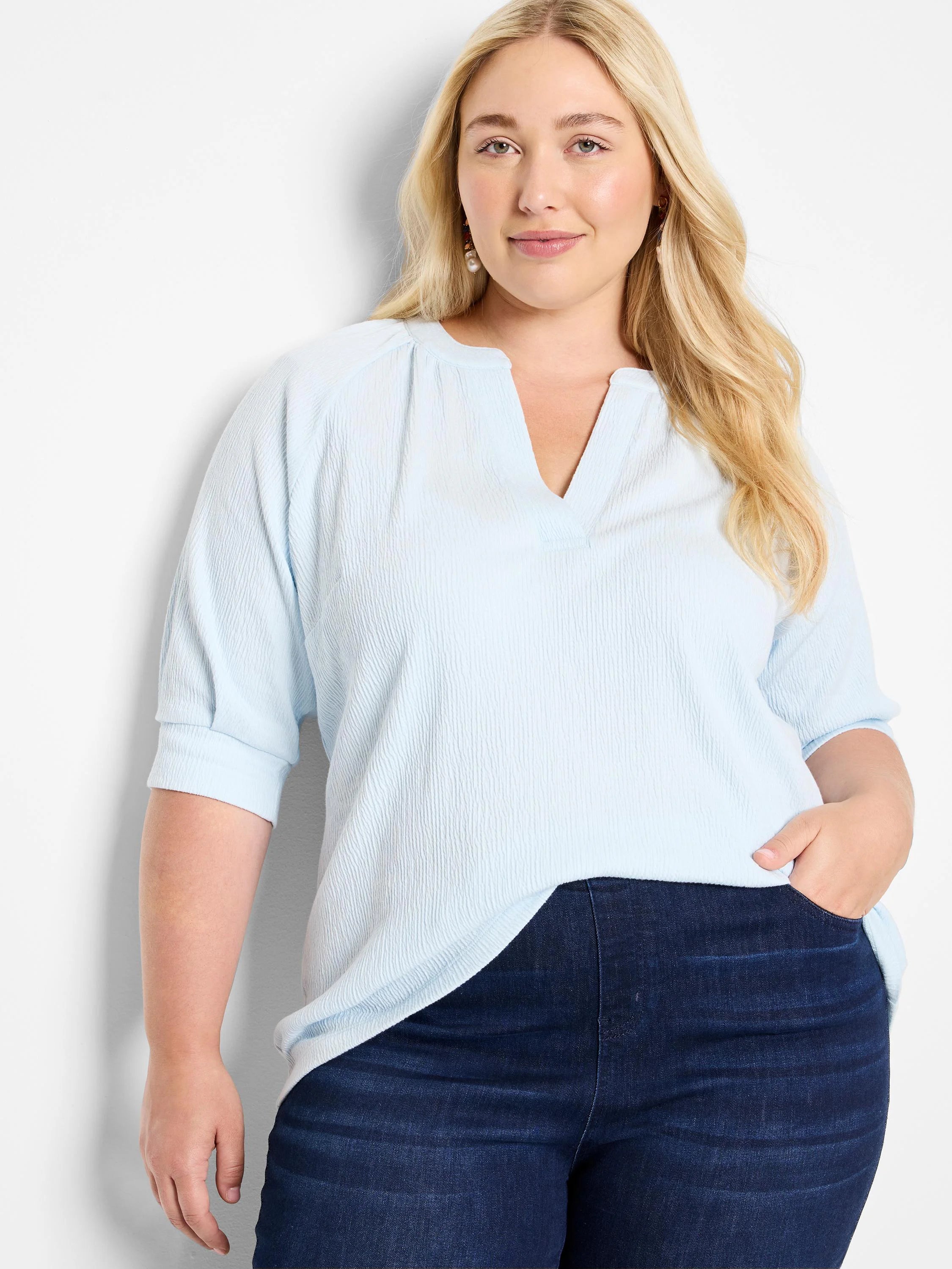 Crinkle Knit Café Top