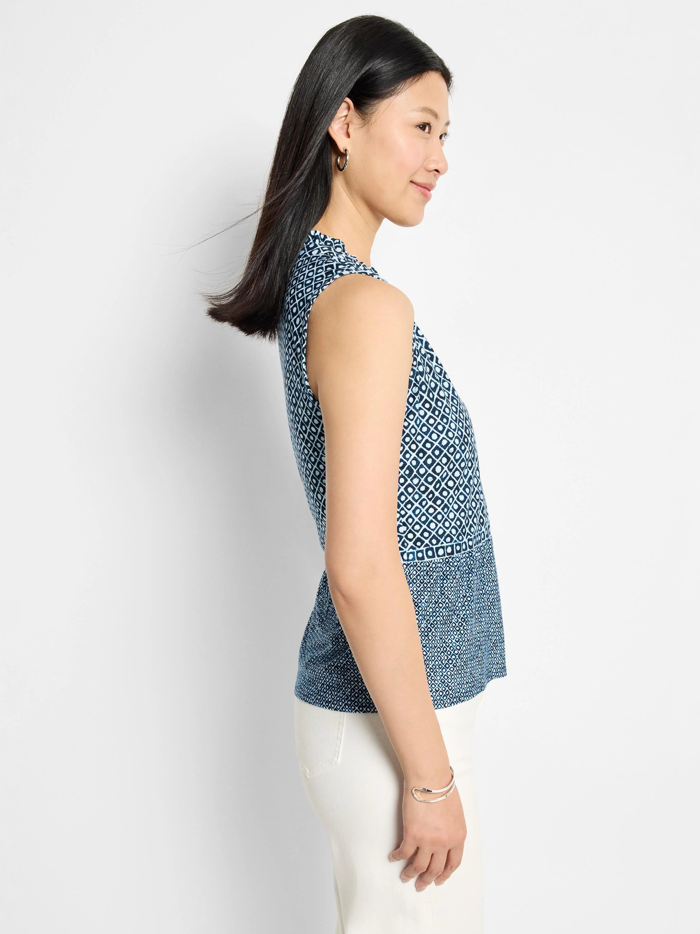 Coastal Geo Knit Tank in Blt
