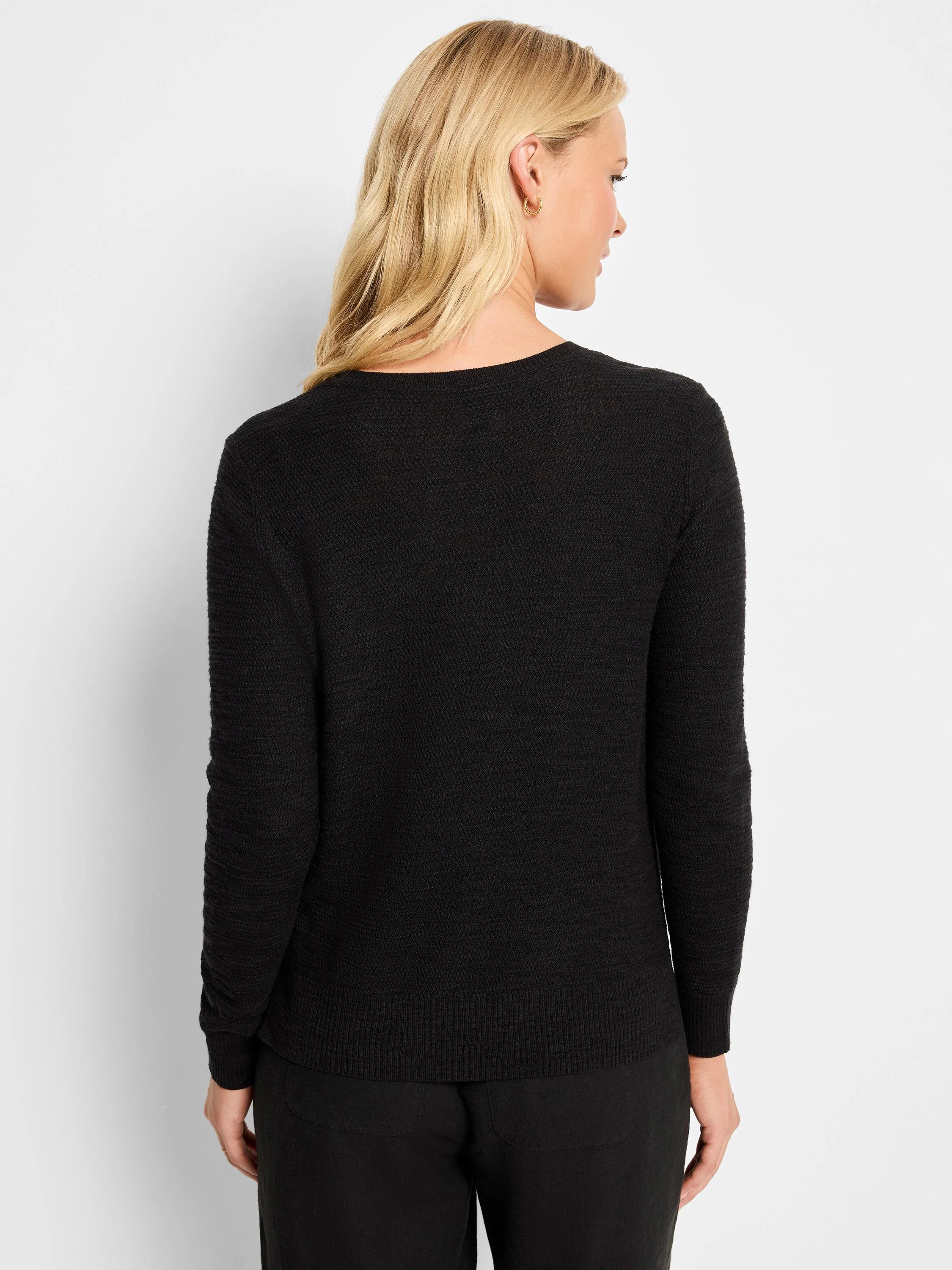 Breezy Texture Sweater in Blx
