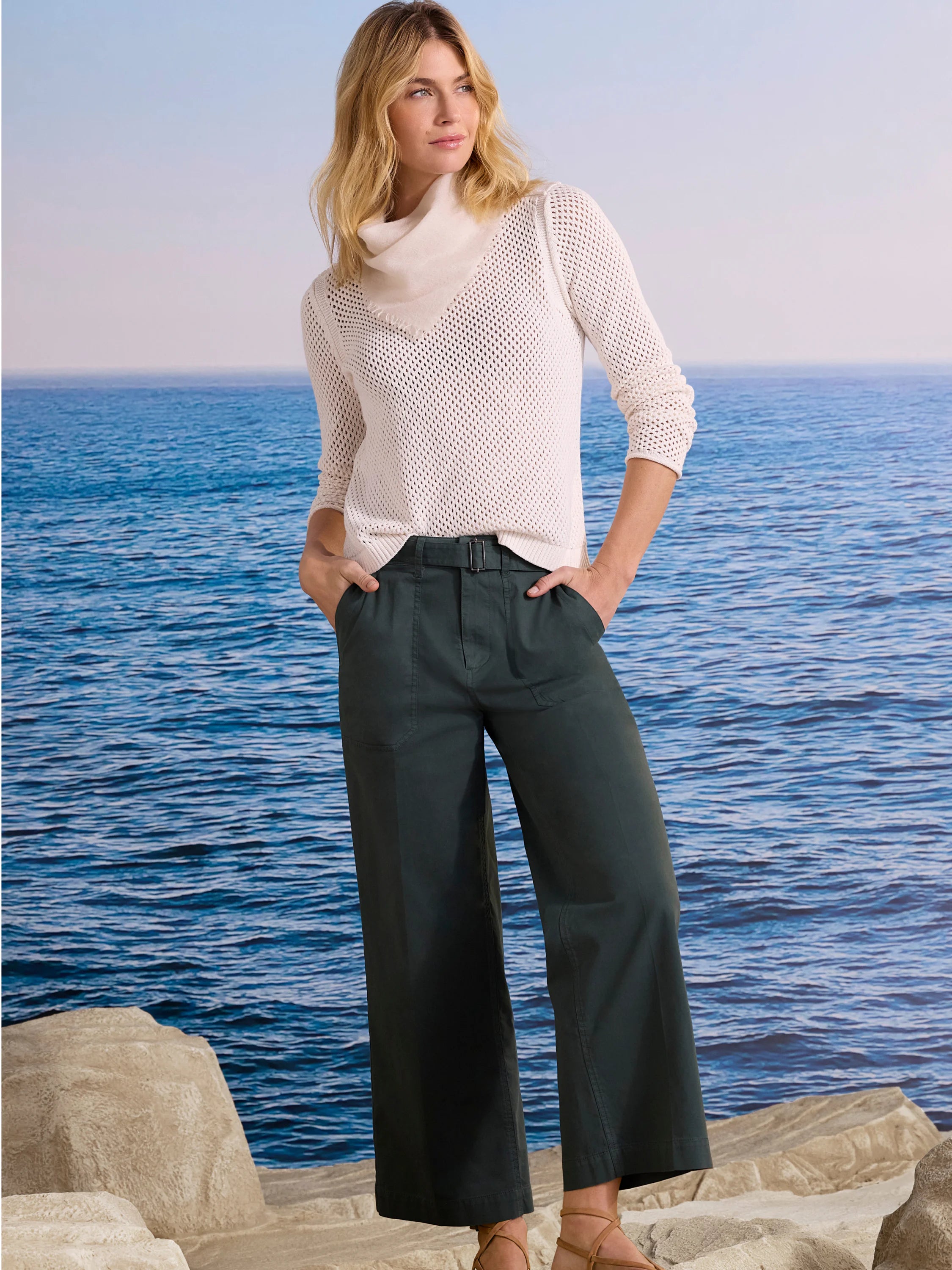 Dark green wide-leg ankle pants. Features a matching belt with a rectangular buckle and front patch pockets.