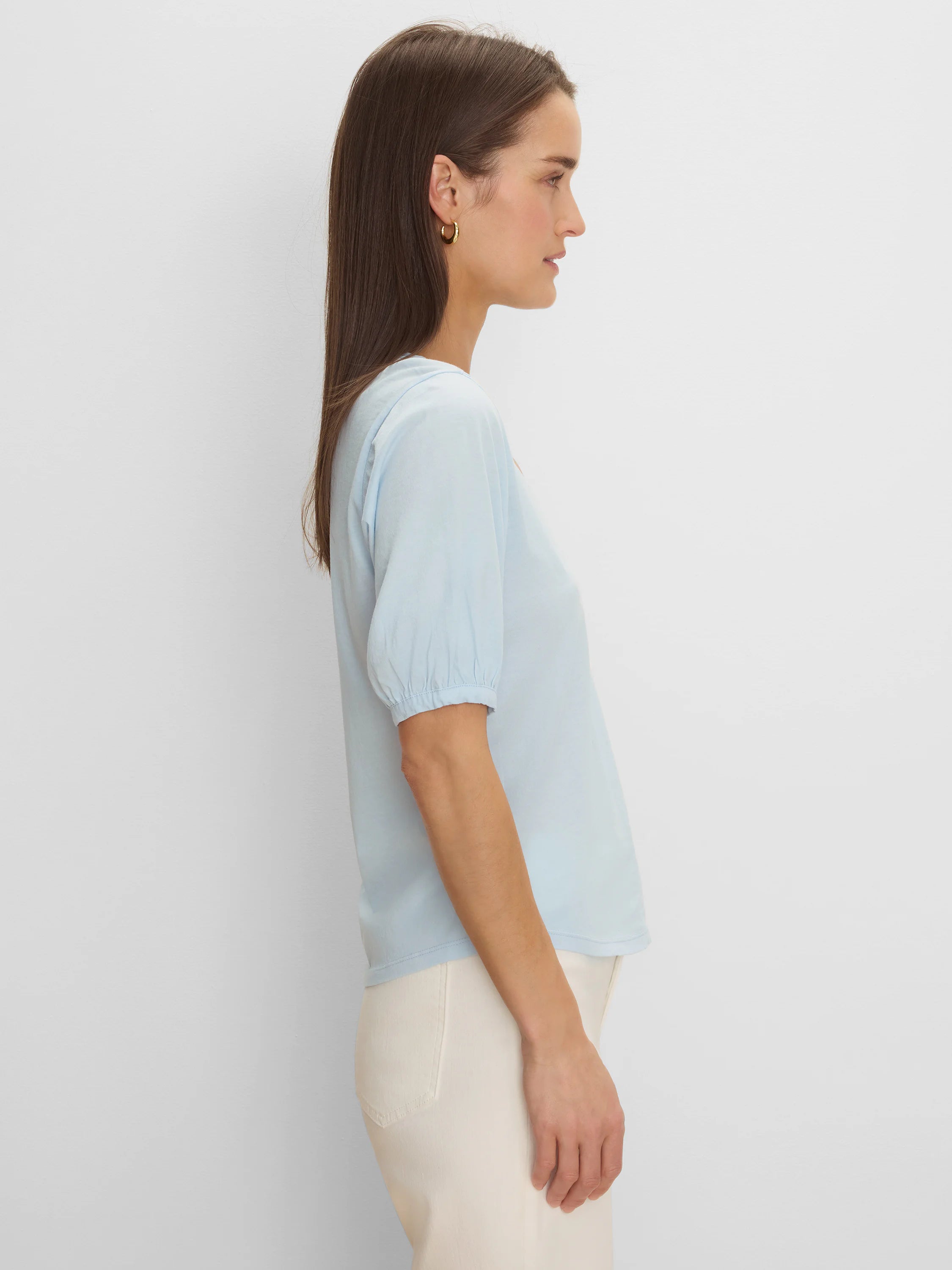 Nzt Elbow Sleeve V-neck Tee in Cry