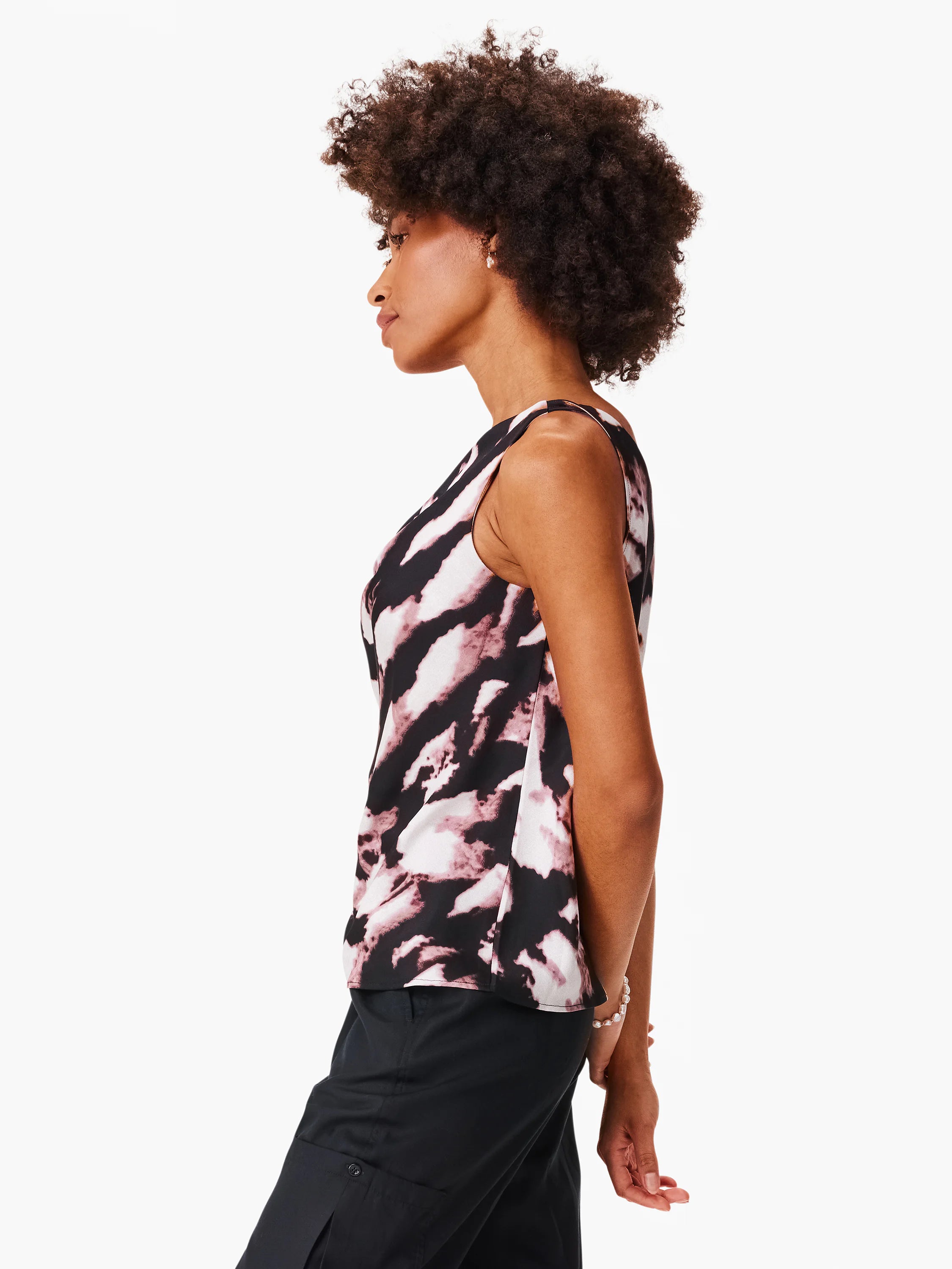 Sleeveless tank top, black background with mauve/pink abstract print.
