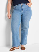 28" Wide Leg Weekend Jeans in Skl