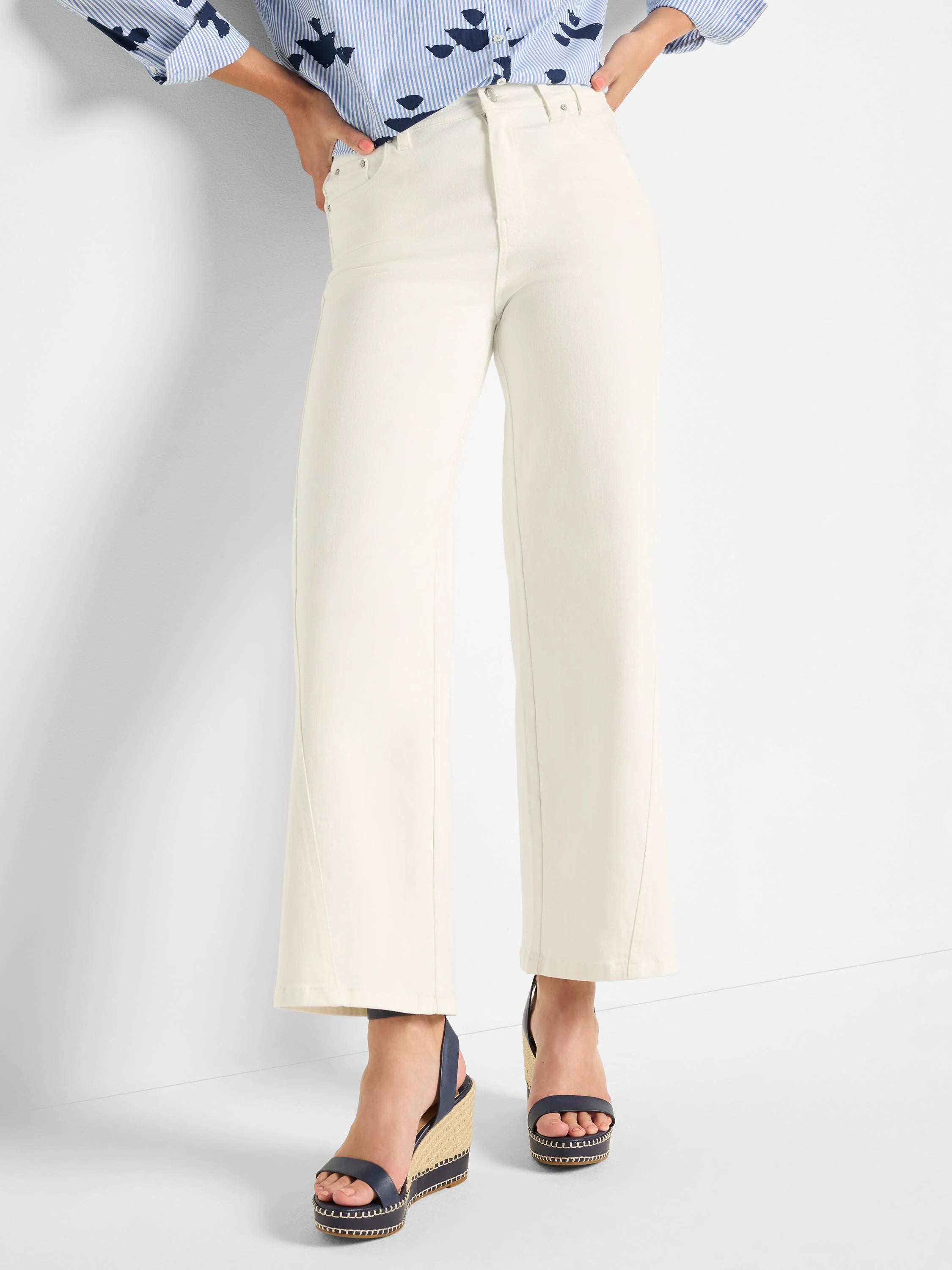 28" Wide Leg Weekend Jeans in Pwh