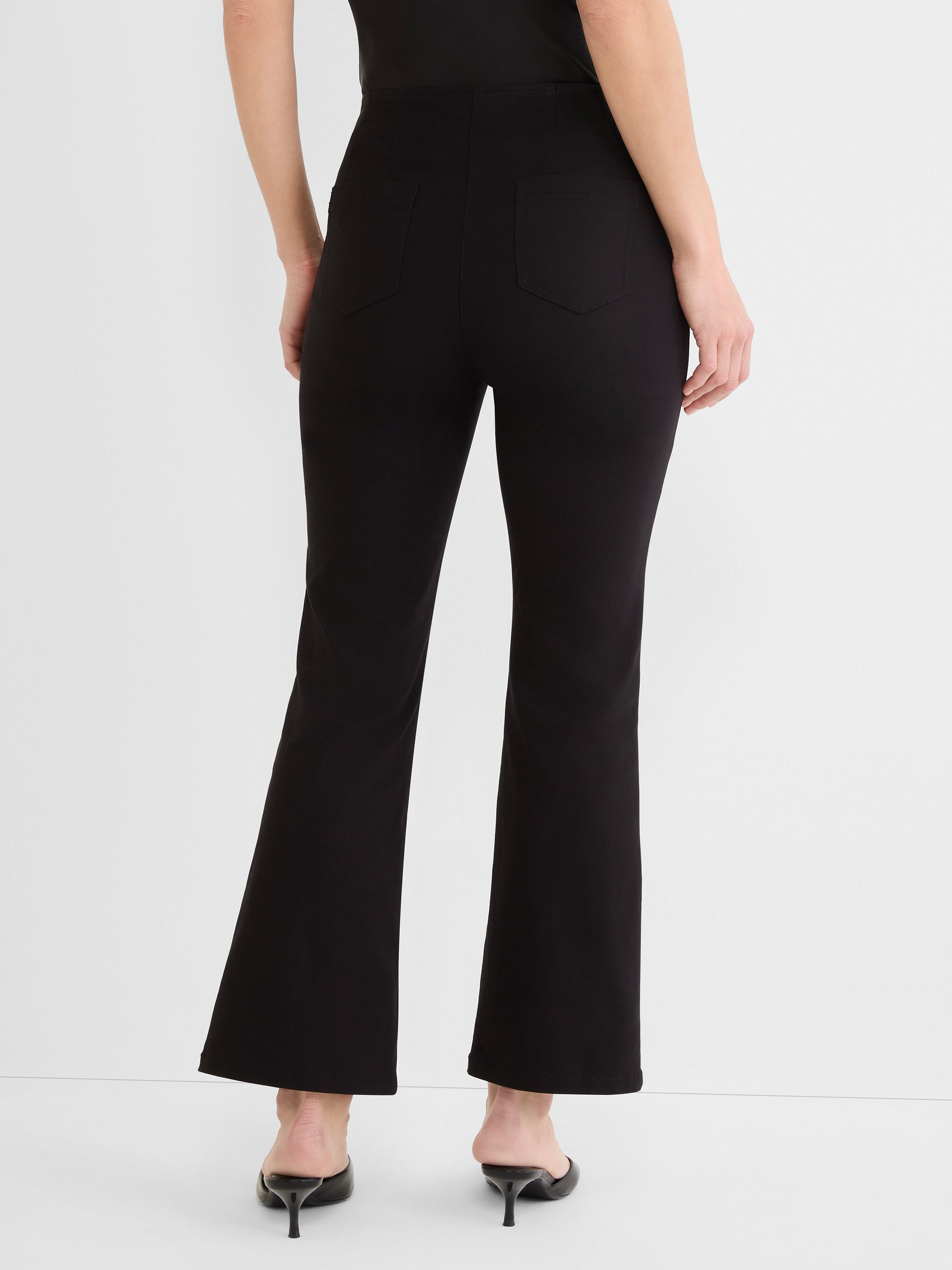 Product photo showing item details and features