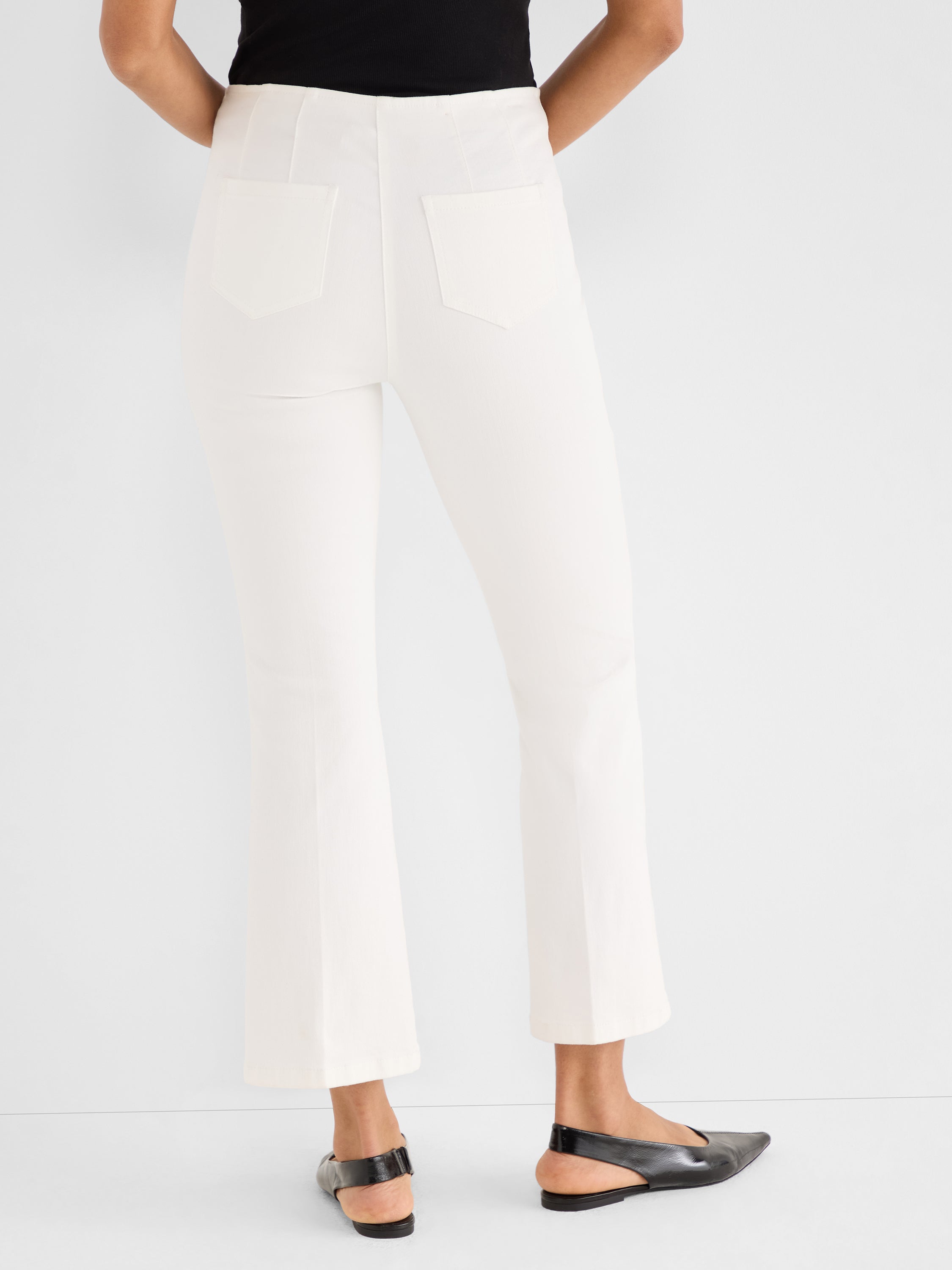 Product photo showing item details and features