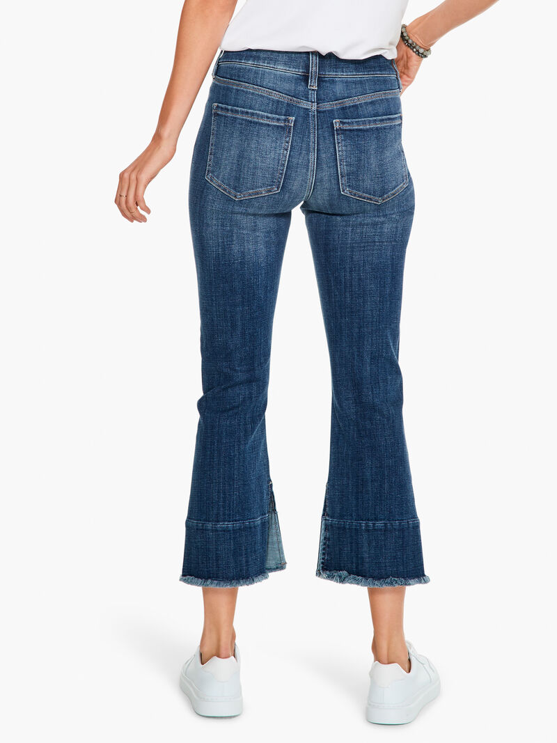 Woman Wears Liverpool Gia Crop Flare Wide Hem Jean image number 2