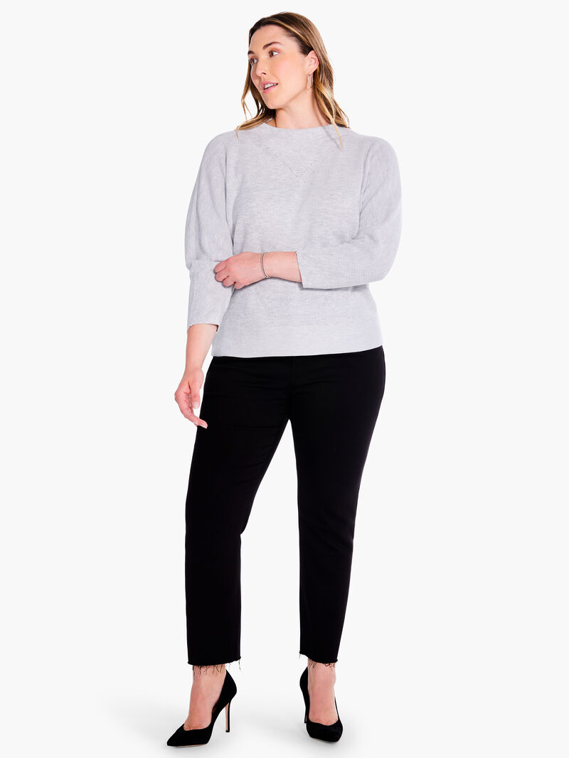 Woman Wears NZ Denim 28" Daytrip Straight Ankle Jeans image number 3