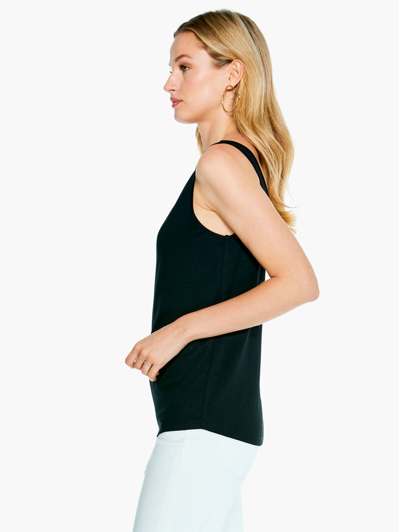 Woman Wears Front To Back Eaze Tank image number 2