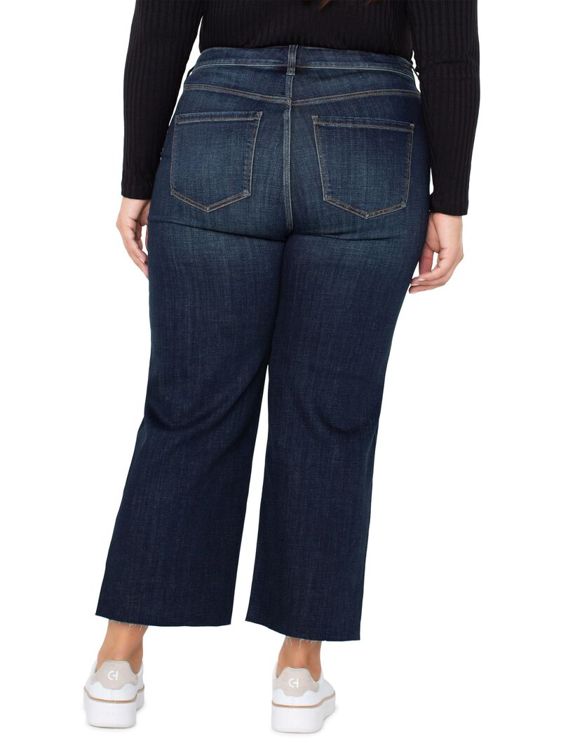 Woman Wears Liverpool - Stride Hr Crop W Wide Cut Hem image number 1