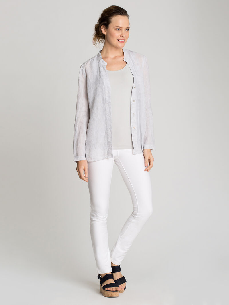 Woman Wears Knit Denim Pant image number 3