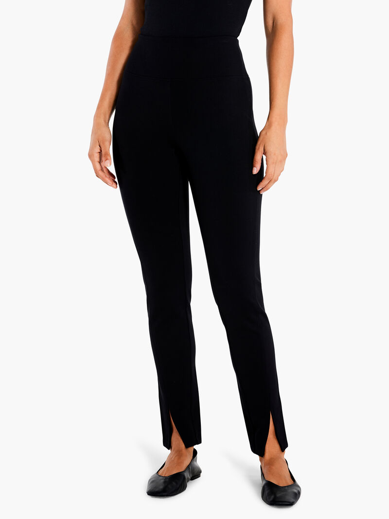 Woman Wears 28" Ponte Ankle Legging image number 0