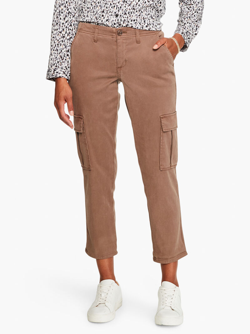 Woman Wears Liverpool - Cargo Pant With Cuff image number 0