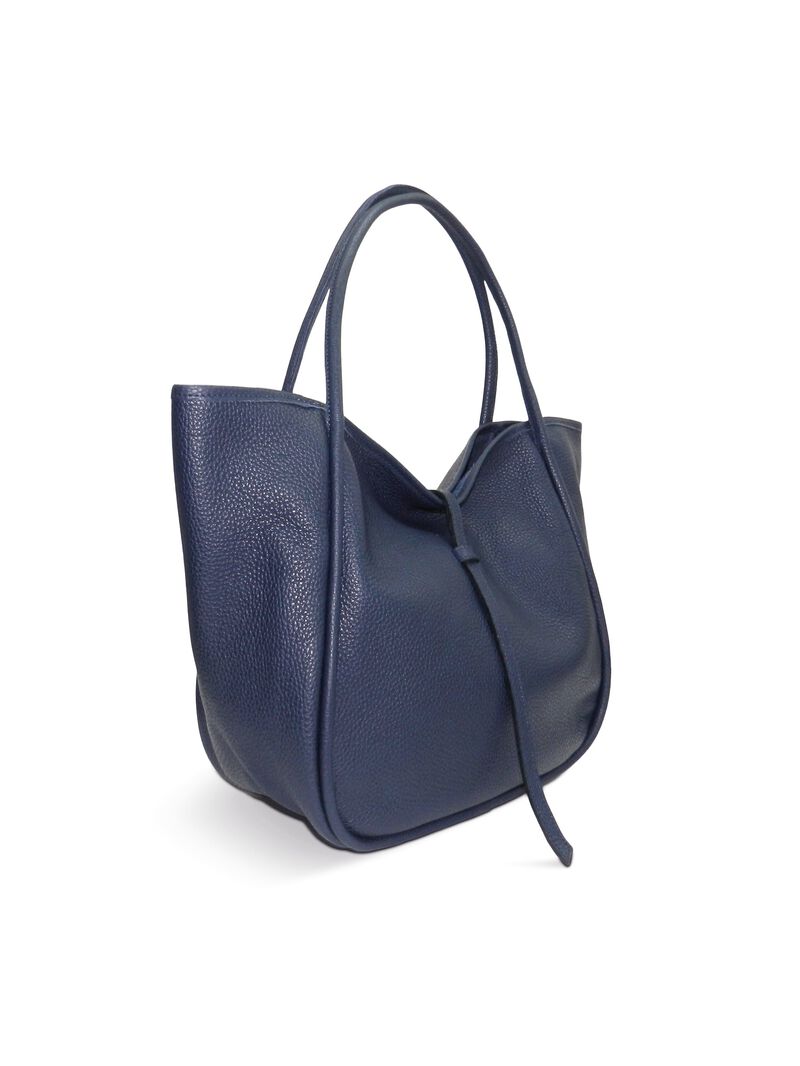 Woman Wears Oliveve Ellis Hobo Tote image number 2