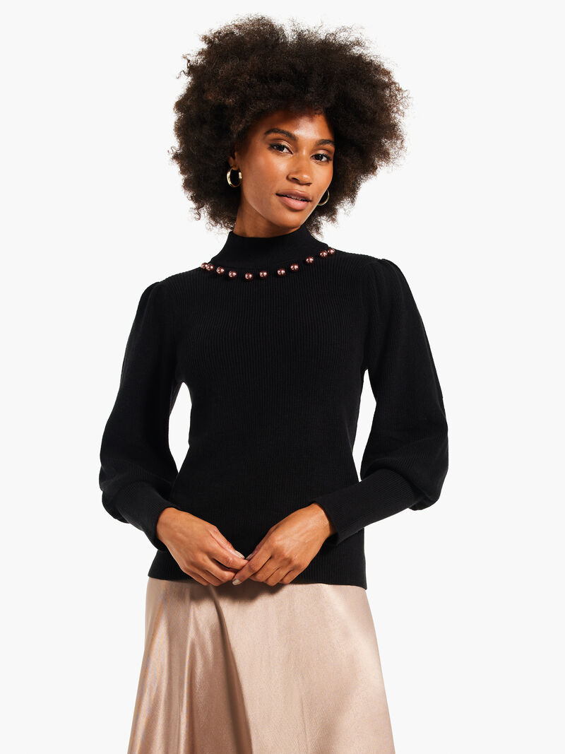 Woman Wears Twilight Sweater image number 0