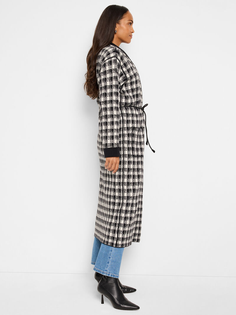 Woman Wears Cool Nights Houndstooth Reversible Jacket image number 4