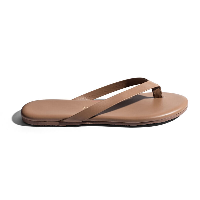Woman Wears TKEES - The Boyfriend Flip Flop image number 1