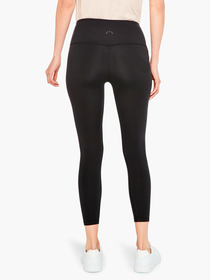 Woman Wears Varley - Let's Move High Rise Legging image number 2