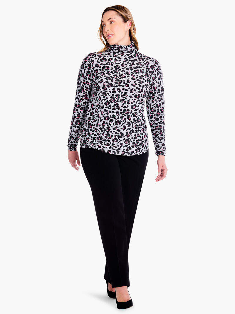 Woman Wears Cheetah Pop Top image number 3