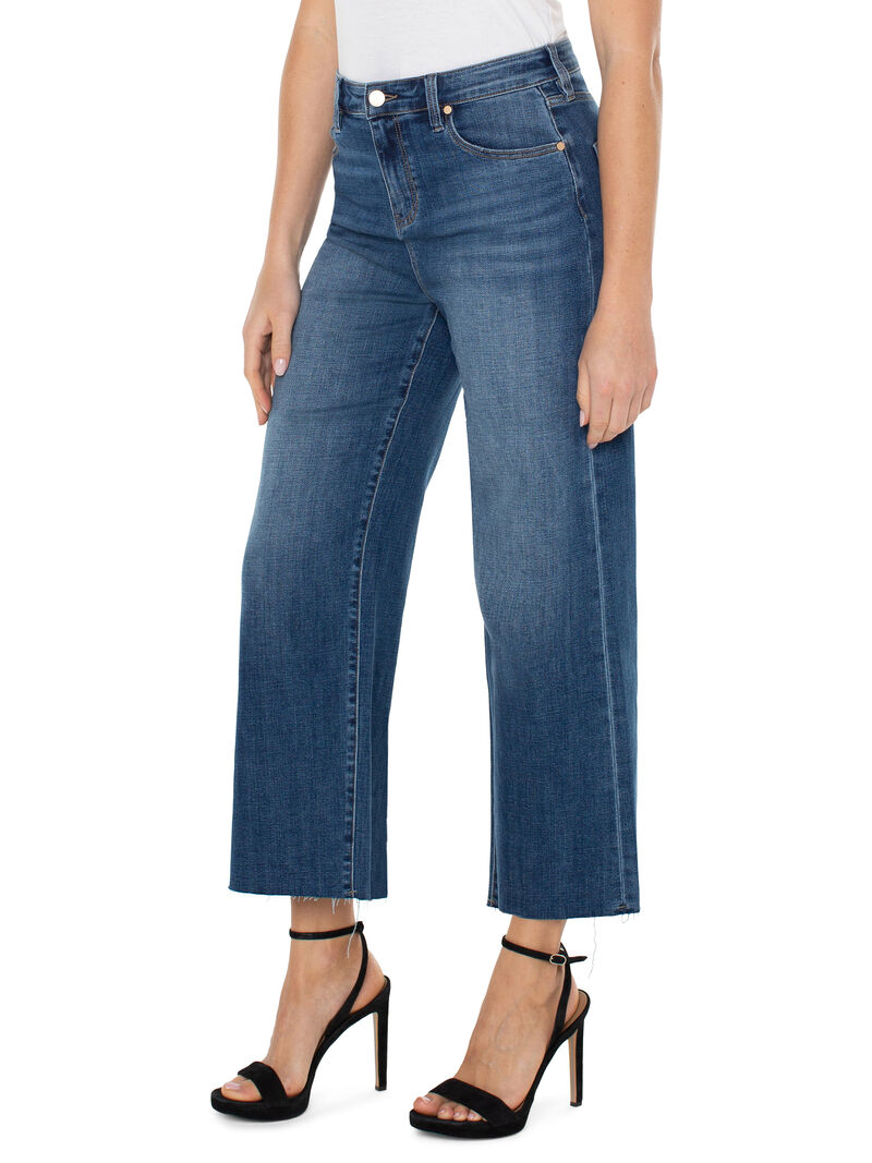 Woman Wears Liverpool - The Stride Hr Wide Leg W Cut Hem Jeans image number 1