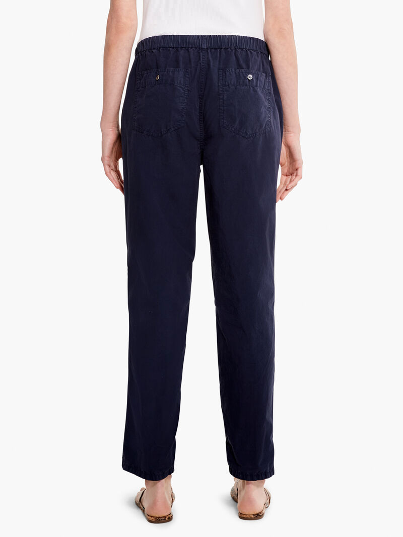Woman Wears Cotton Poplin Relaxed Ankle Pant image number 3