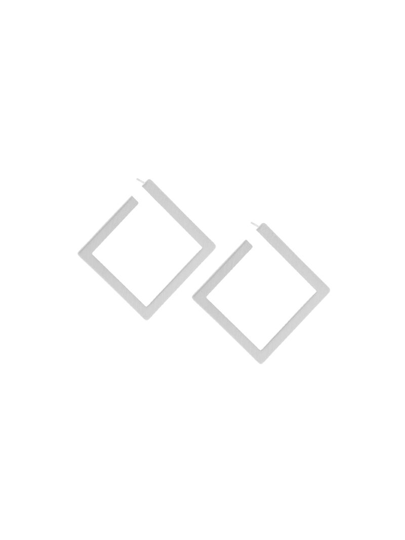 Woman Wears MARLYN SCHIFF LARGE OPEN SQUARE POST EARRINGS image number 0