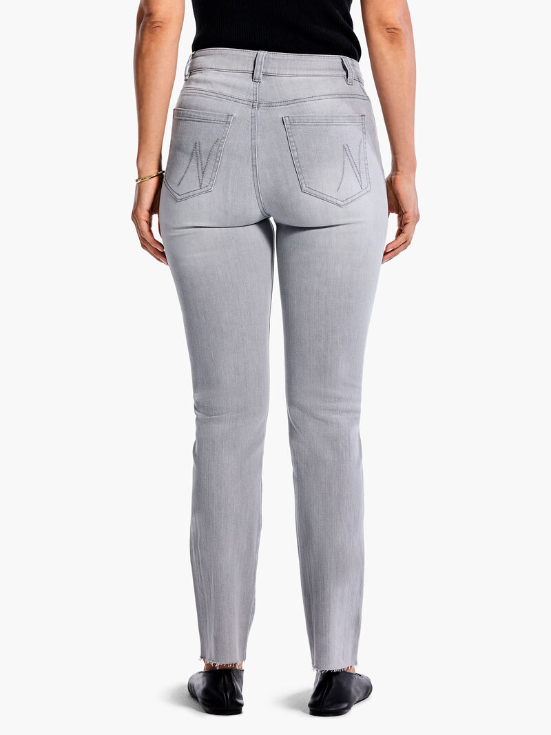 Woman Wears NZ Denim 28" Daytrip Straight Ankle Jeans image number 3