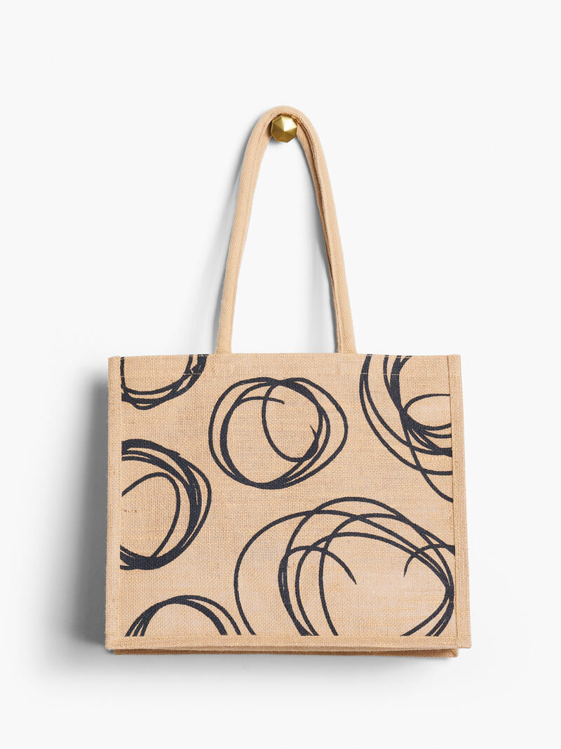 Woman Wears Jute Bag image number 1
