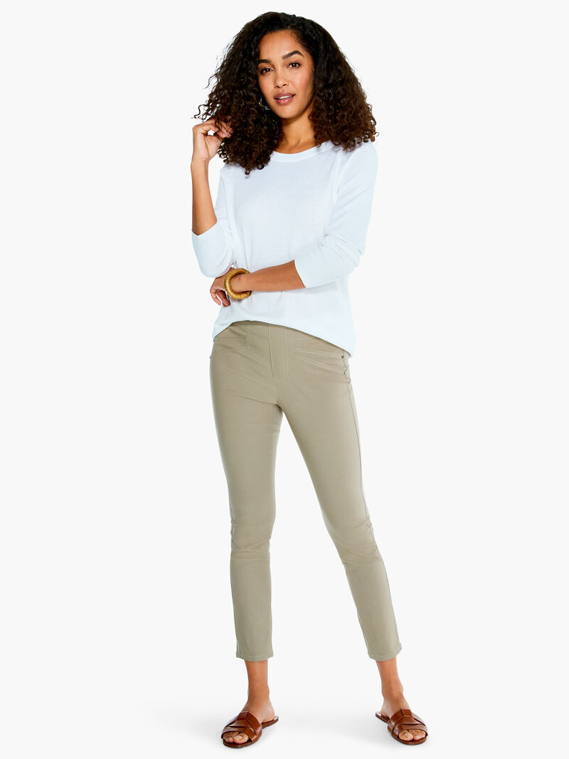 Woman Wears Wonderstretch Slim Jean image number 0