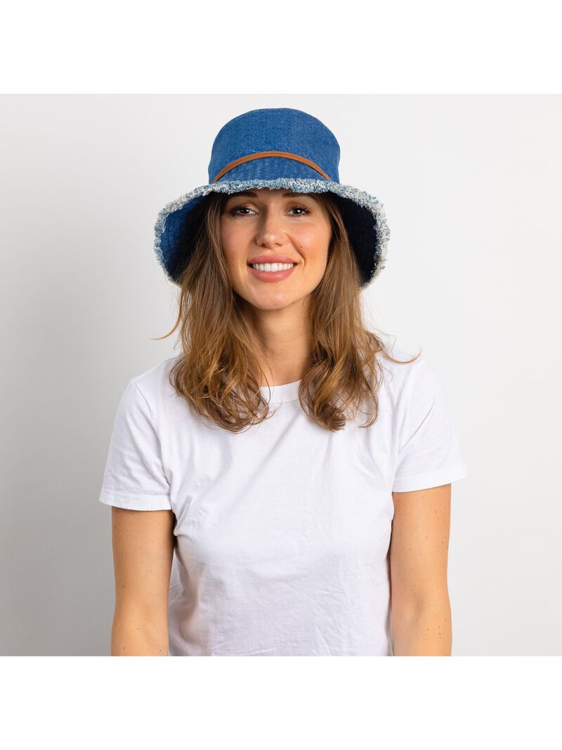 Woman Wears HAT ATTACK FRINGED BUCKET HAT image number 4