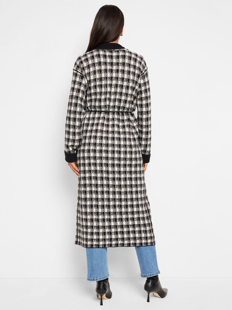 Woman Wears Cool Nights Houndstooth Reversible Jacket image number 5