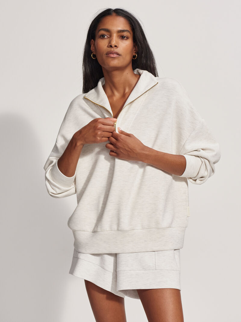 Woman Wears Varley - Hawley Half Zip Sweat image number 3