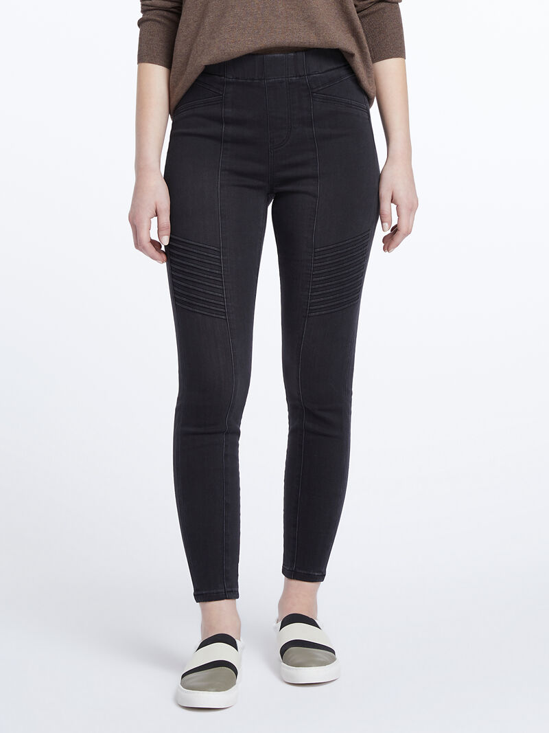 Woman Wears Liverpool - Chloe Moto Pull-On Jean image number 1