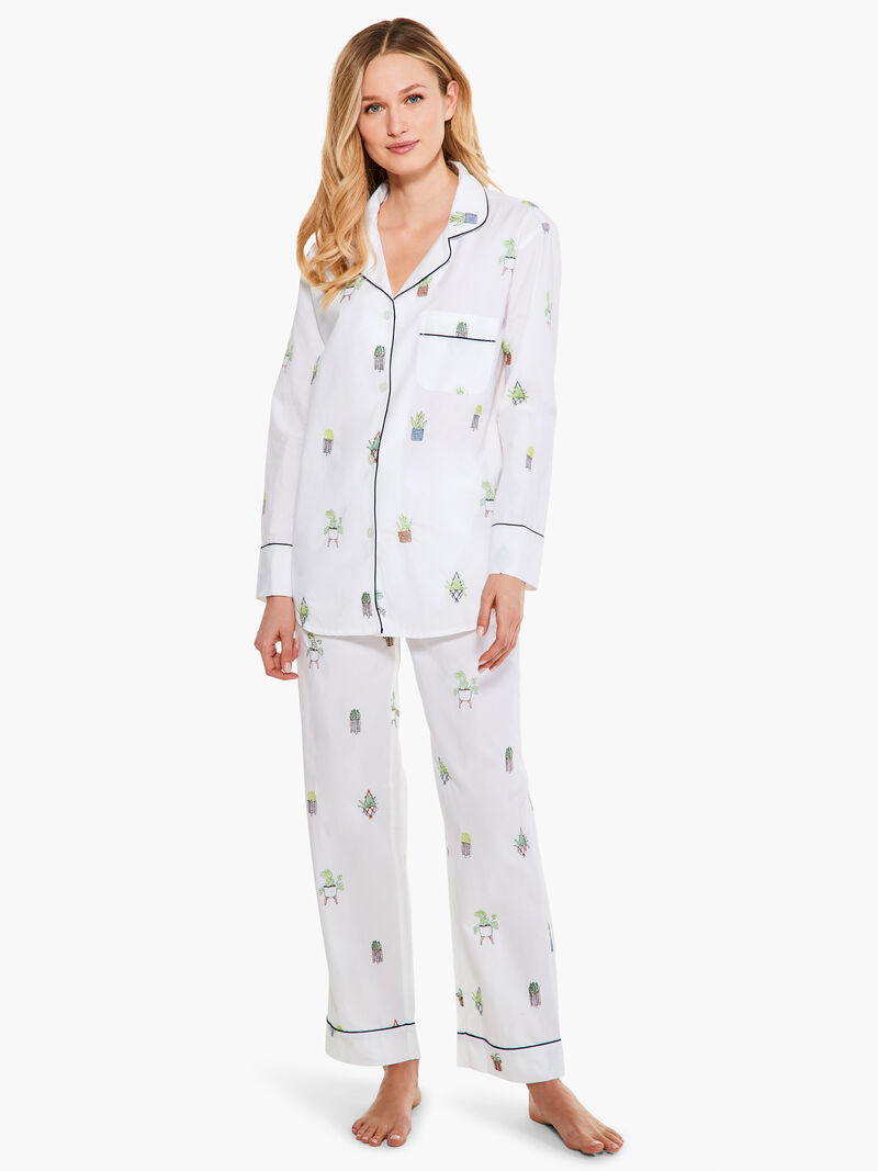 Woman Wears Printfresh Embroidered Houseplants Sleep Set image number 2