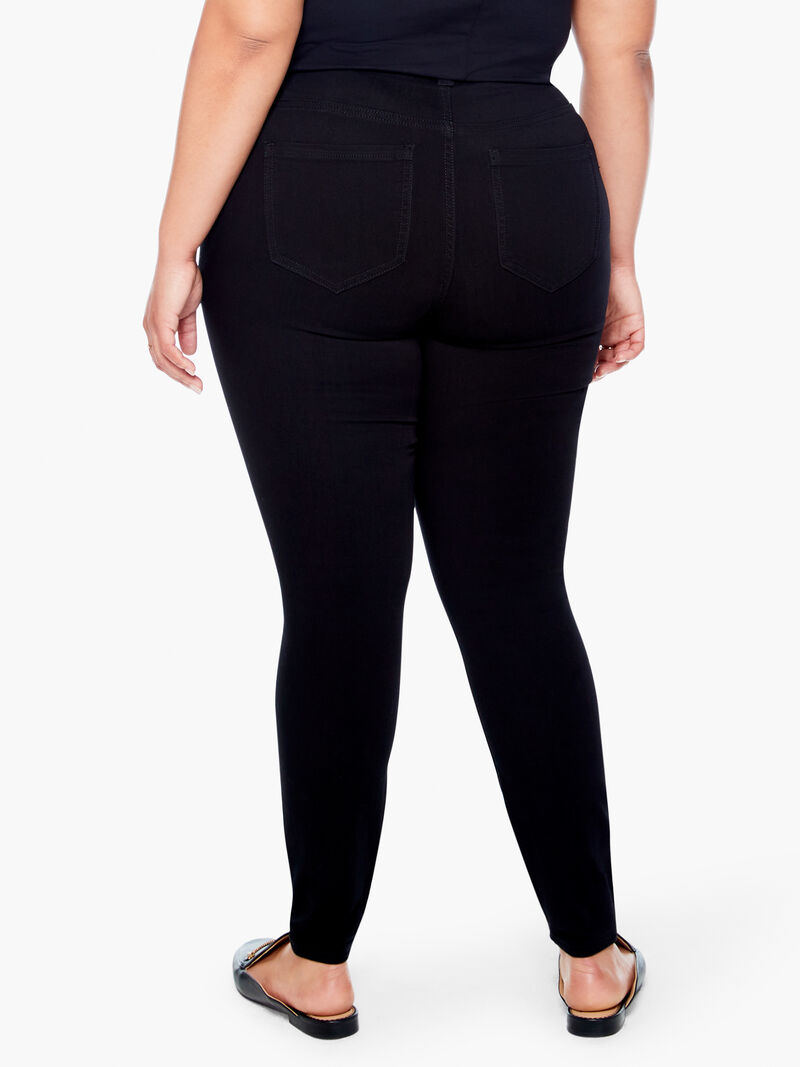 Woman Wears Liverpool - Gia Glider Skinny Jean image number 3