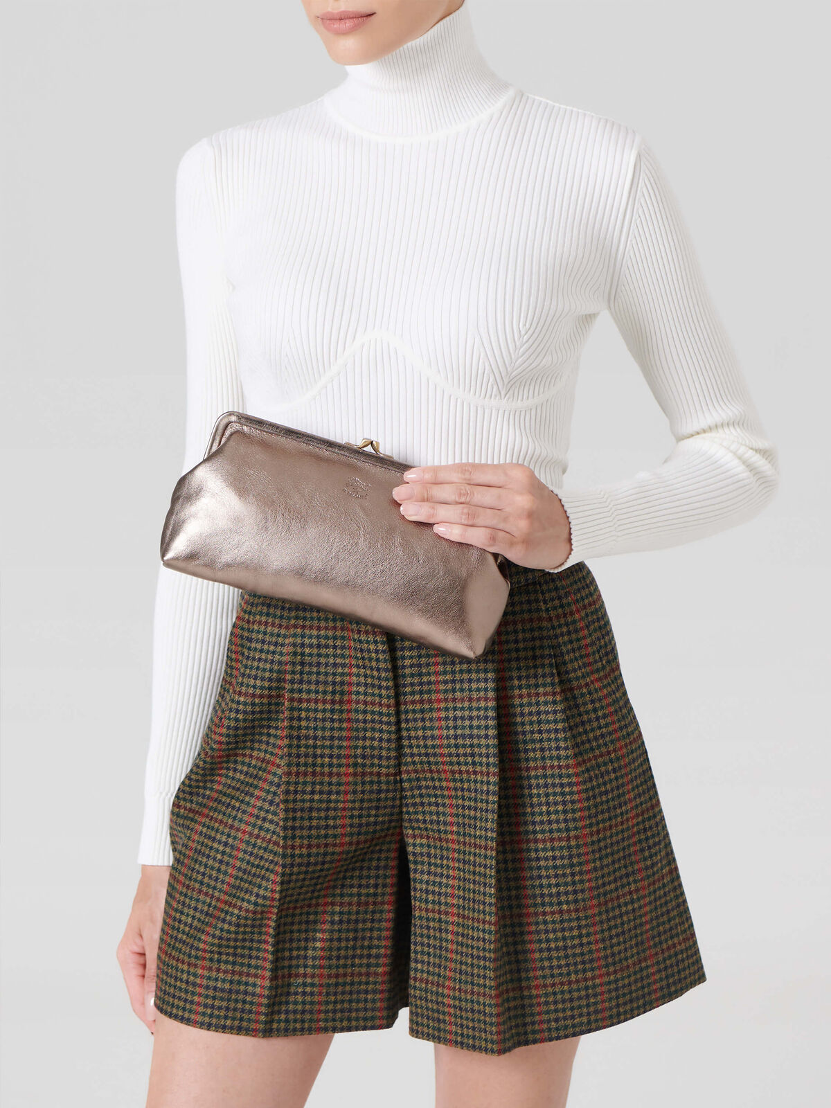 Il Bisonte -  Small Snap Close Clutch